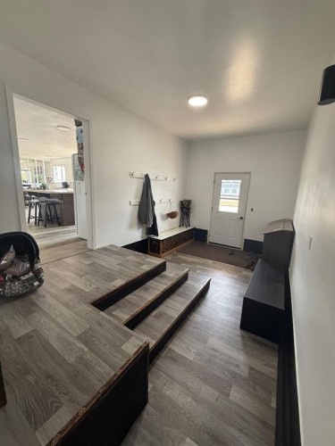 10202 99 Ave, La Crete, AB - Indoor