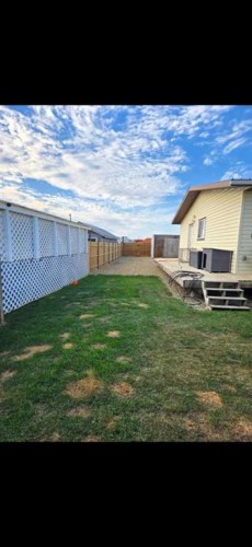 5206 55 Avenue, Grimshaw, AB - Outdoor
