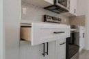 11415 95 Street, Clairmont, AB  - Indoor Photo Showing Kitchen 