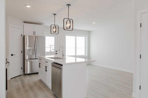 11413 95 Street, Clairmont, AB - Indoor Photo Showing Kitchen With Stainless Steel Kitchen With Upgraded Kitchen
