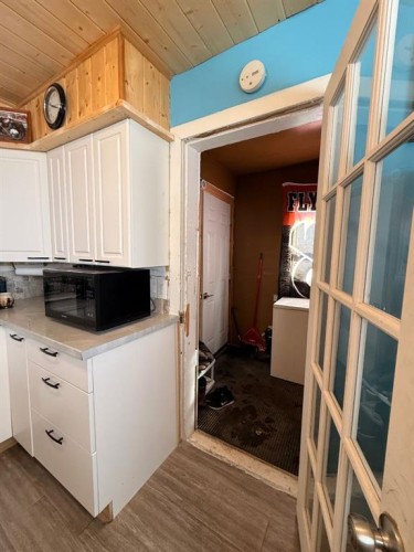4824 47 Avenue, Spirit River, AB - Indoor