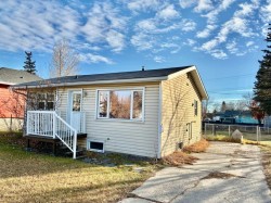 10113 108 Avenue  Grande Prairie, AB T8V 1P2