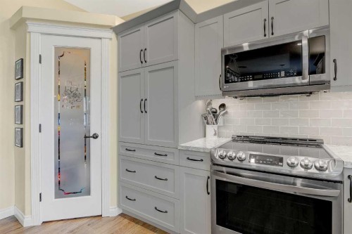 62064A Township Road 730, Clairmont, AB - Indoor Photo Showing Kitchen