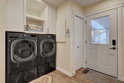 62064A Township Road 730, Clairmont, AB - Indoor Photo Showing Laundry Room