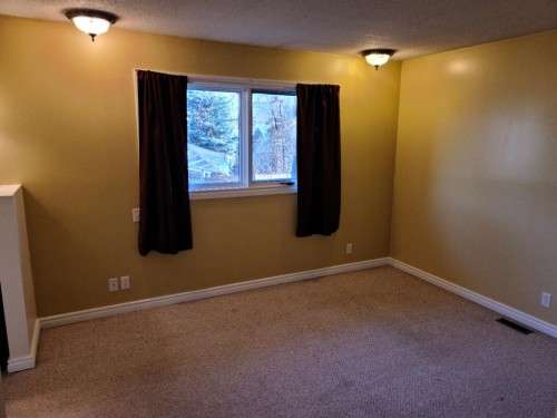 7413 96 Street, Peace River, AB - Indoor Photo Showing Other Room