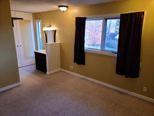 7413 96 Street, Peace River, AB - Indoor
