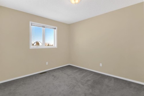 12-712074 Range Rd 55, Grande Prairie, AB - Indoor Photo Showing Other Room