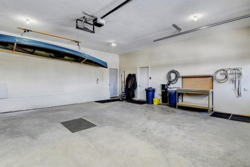 12-712074 Range Rd 55, Grande Prairie, AB - Indoor Photo Showing Garage