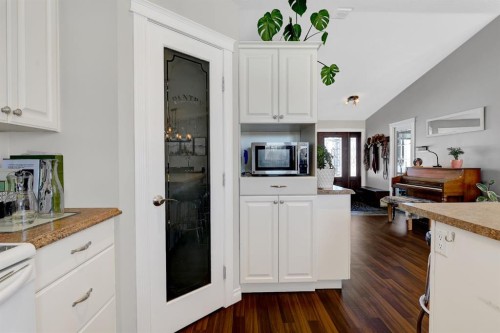 1419 Twp 724, Debolt, AB - Indoor Photo Showing Kitchen