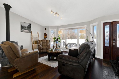 1419 Twp 724, Debolt, AB - Indoor Photo Showing Living Room