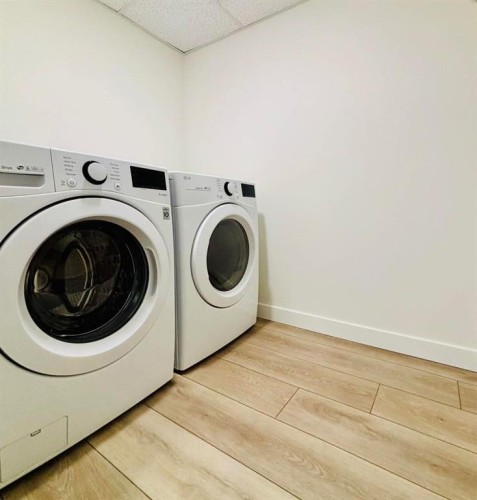 101-160 Moberly Road, Grande Cache, AB - Indoor Photo Showing Laundry Room