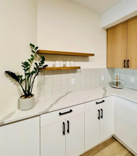 101-160 Moberly Road, Grande Cache, AB - Indoor Photo Showing Kitchen