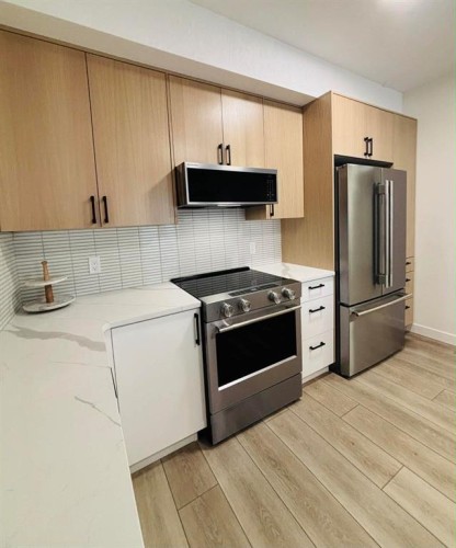 101-160 Moberly Road, Grande Cache, AB - Indoor Photo Showing Kitchen