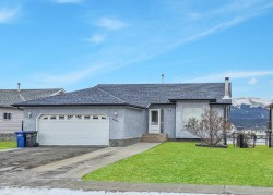 10913 Grande Avenue  Grande Cache, AB T0E 0Y0