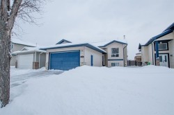 8725 65 Avenue Grande Prairie, AB T8W 0A6