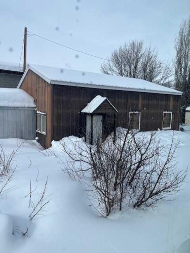 303 4Th Avenue Sw, Manning, AB - Outdoor