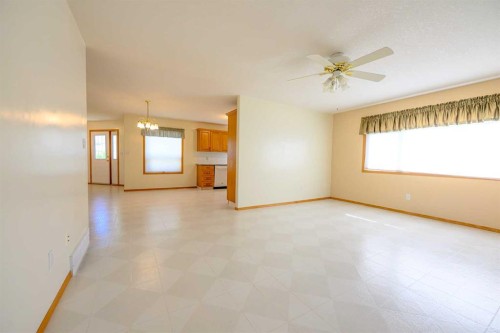 723060 Range Road 62, Clairmont, AB - Indoor Photo Showing Other Room
