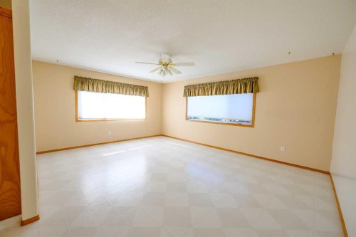 723060 Range Road 62, Clairmont, AB - Indoor Photo Showing Other Room