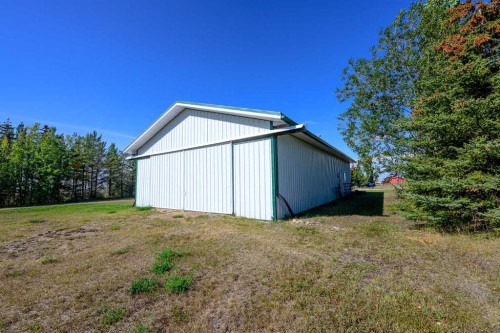 723060 Range Road 62, Clairmont, AB - Outdoor