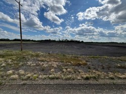 9 West Hill Drive  Rural Peace No. 135, M.D. Of, AB T0H 1W0