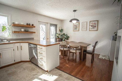 10403 106 Avenue, High Level, AB - Indoor