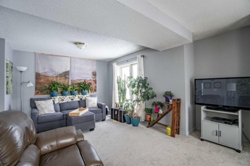 8 Grenier Ave, St. Isidore, AB - Indoor Photo Showing Living Room