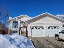 9354 69 Avenue Grande Prairie, AB T8V 6T3