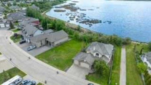 12606 Lakeshore Drive, Grande Prairie, AB 
