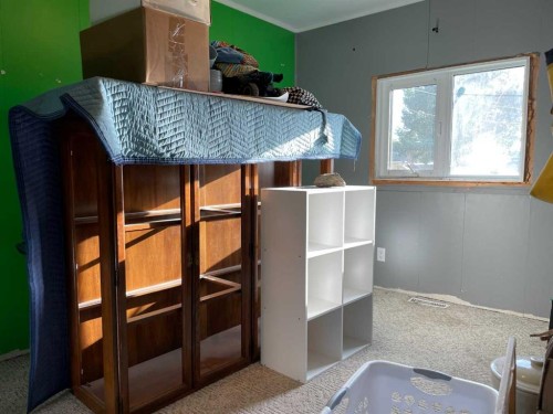 4521 50 Avenue, Grimshaw, AB - Indoor