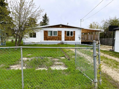 4521 50 Avenue, Grimshaw, AB - Outdoor