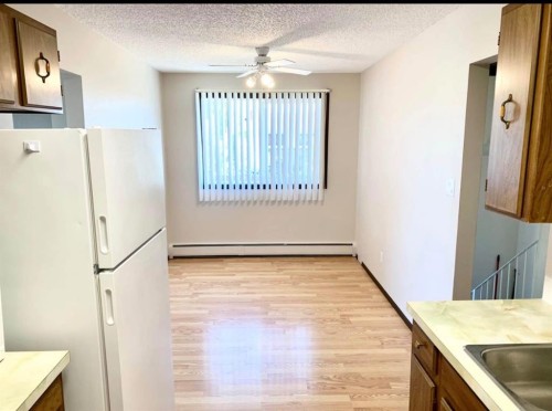 10601 108 Avenue, Fairview, AB - Indoor Photo Showing Other Room