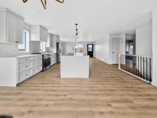 9102 109 St, La Crete, AB - Indoor Photo Showing Kitchen