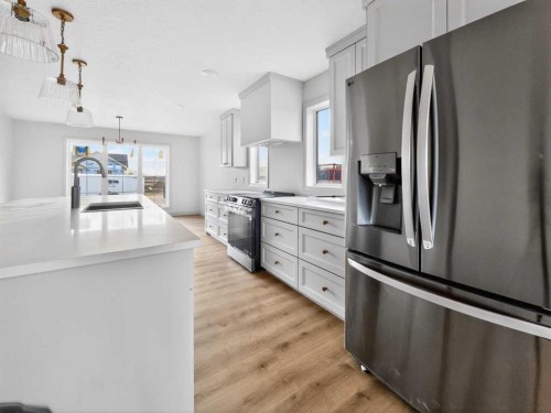 9102 109 St, La Crete, AB - Indoor Photo Showing Kitchen With Upgraded Kitchen