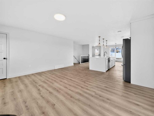9102 109 St, La Crete, AB - Indoor Photo Showing Other Room