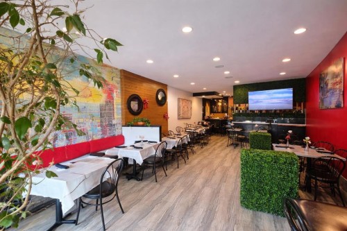 10721 124 St, Edmonton, AB 