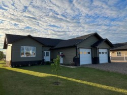 9606 Pioneer Drive La Crete, AB T0H 2H0