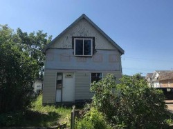 10306 101 Street Peace River, AB T8S 1K1