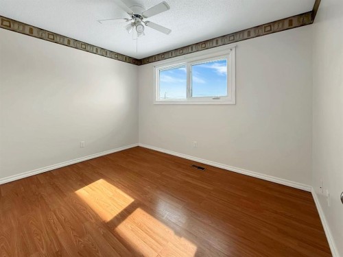 10309 101 Avenue, Grande Cache, AB - Indoor Photo Showing Other Room