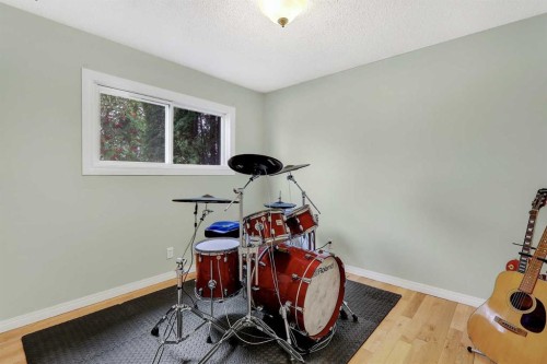 11304 108 Avenue, Fairview, AB - Indoor Photo Showing Other Room