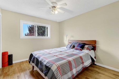 11304 108 Avenue, Fairview, AB - Indoor Photo Showing Bedroom