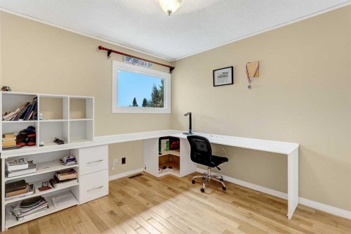 11304 108 Avenue, Fairview, AB - Indoor Photo Showing Other Room