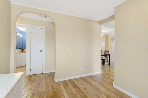 11304 108 Avenue, Fairview, AB - Indoor Photo Showing Other Room