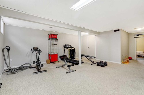 11304 108 Avenue, Fairview, AB - Indoor Photo Showing Gym Room