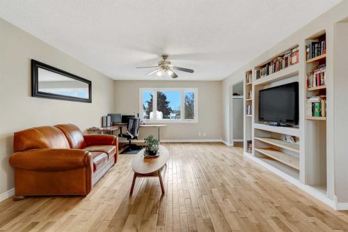 11304 108 Avenue, Fairview, AB - Indoor Photo Showing Living Room