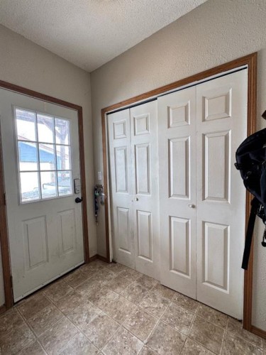 10800 108 Avenue, Fairview, AB - Indoor Photo Showing Other Room