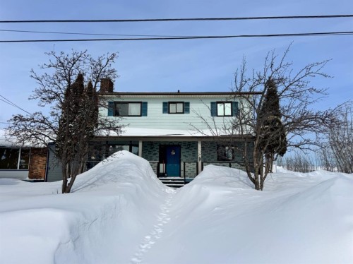 10800 108 Avenue, Fairview, AB - Outdoor