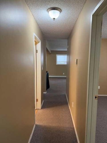 101-11114 Hoppe, Grande Cache, AB - Indoor Photo Showing Other Room
