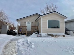 12009 96A Street Grande Prairie, AB T8V 5H6