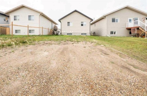 85 Pinnacle Crossing, Grande Prairie, AB - Outdoor With Exterior