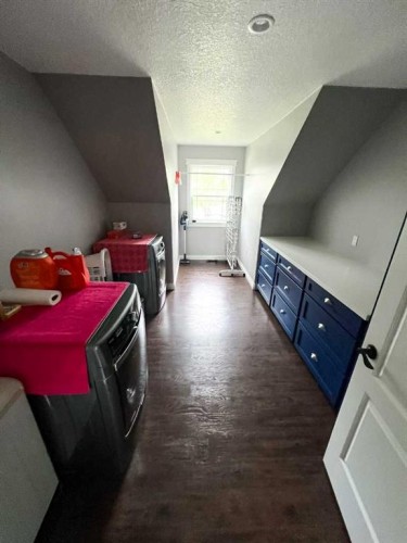 9110 100 Ave, La Crete, AB - Indoor